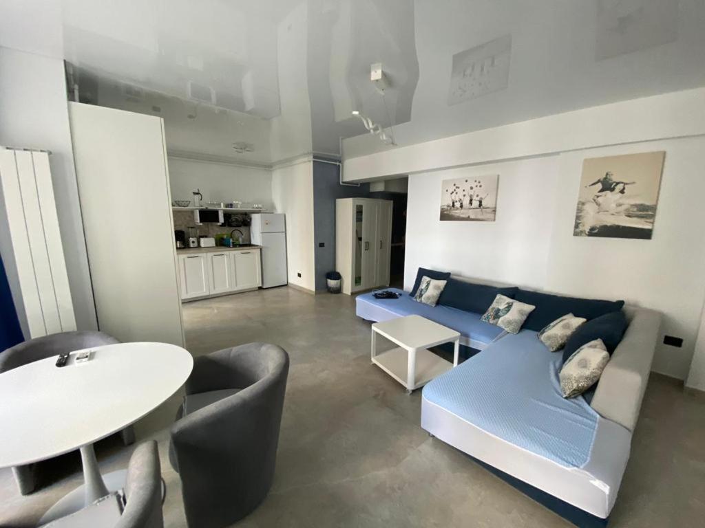 Aa Apartment Tomis Villa Năvodari Buitenkant foto